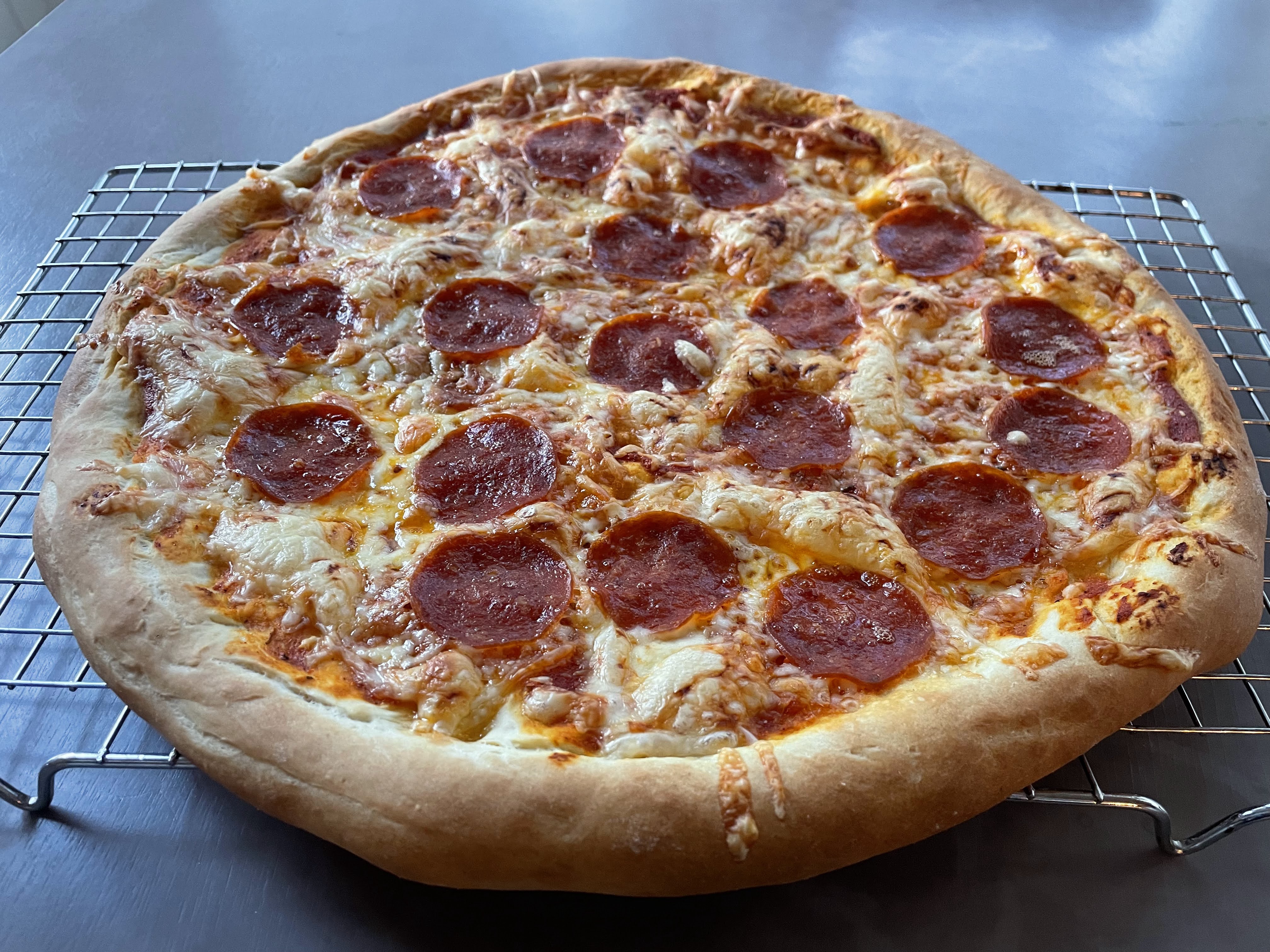 Pizza Night for Pennies: 1-hour pizza dough + no-cook pizza sauce